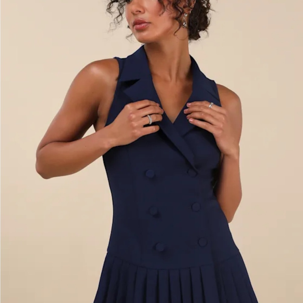 NEW WITH TAGS Lulu's Navy Double-Breasted Mini Dress